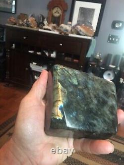 Belle pièce de labradorite, roches et minéraux magnifique flash