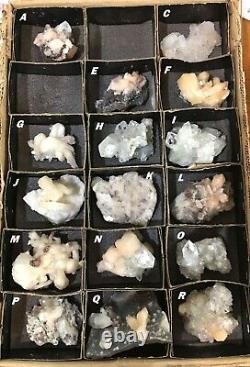 Belle sélection de 16 cristaux de zéolite (divers silicates de calcium et d'aluminium)