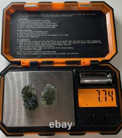 Besednice Moldavite 2 Pièces Lot De Petits Cristaux 7,74gr/38.7ct Tektites