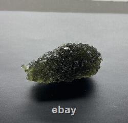Besednice Moldavite Crystal 13.97gr/69.85ct Grande Pièce Collectrice De Haute Qualité