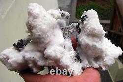 CRISTAUX DE CALCITE MANGANOANE, TÉNANTITES ET PYRITES du PEROU. OEUVRE MAÎTRESSE