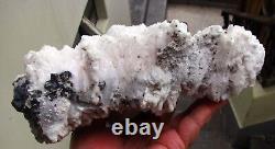 CRISTAUX DE CALCITE MANGANOANE, TÉNANTITES ET PYRITES du PEROU. OEUVRE MAÎTRESSE