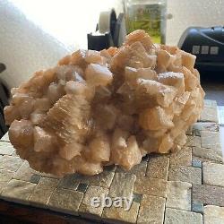 Calcite Mf6130 Avec Beautiful Crystals Display Piece Substant 4270g
