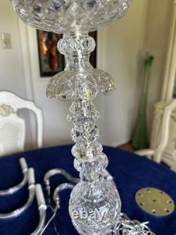 Chandelier en verre cristal - Pièces pour reconstruction 5 bras + lot de pièces Chandelier en verre cristal - Pièces pour reconstruction 5 bras + lot de pièces