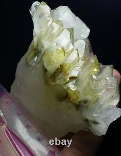 Chlorite Quartz Crystal Cluster Ayant Une Formation Unique Belle Pièce De Pak