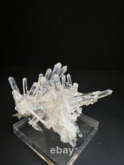 Cluster de quartz clair d'une pureté immaculée de Cabiche, Boyaca, Colombie - Pièce maîtresse