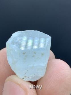 Cristal d'aigue-marine naturel de Skard, 8 pièces