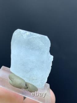 Cristal d'aigue-marine naturel de Skard, 8 pièces