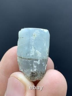 Cristal d'aigue-marine naturel de Skard, 8 pièces