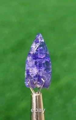 Cristal de Tanzanite Terminé Une Pièce Éblouissante Pour Collection (15ct)