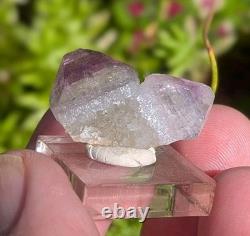 Cristaux Jumeaux Terminés en Améthyste du Japon Andilamena, Madagascar Rare