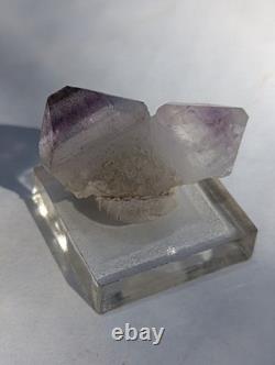 Cristaux Jumeaux Terminés en Améthyste du Japon Andilamena, Madagascar Rare