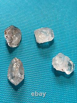 Cristaux de quartz diamant Herkimer 4 pièces