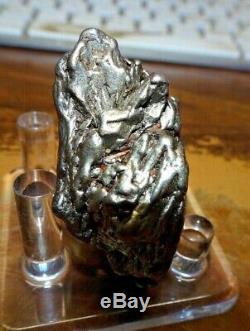 Énorme 129 Gm Campo Del Cielo Meteorite Crystal! Piece Grande Grande Taille Avec Support