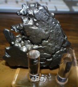 Énorme 166 Gm Campo Del Cielo Meteorite Crystal! Piece Grande Grande Taille Avec Support