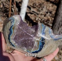 Géode en cristal d'améthyste de l'Uruguay, pièce d'exposition lilas violet étincelant de 3 livres et 3 onces