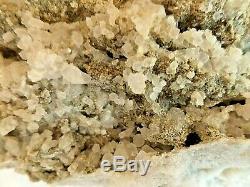 Grand Écran Vert Halite Mineral Piece Complète Avec Support Comme Montré