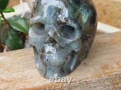 Grande Pièce D'affichage En Cristal De Crâne De Labradorite Poli Sculptée À La Main