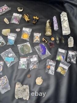 Grande collection de cristaux, pierres polies et fossiles, plus de 40 pièces