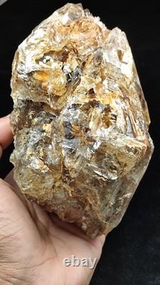 Grande pièce de quartz à fenêtre du Pakistan. 1125 g
