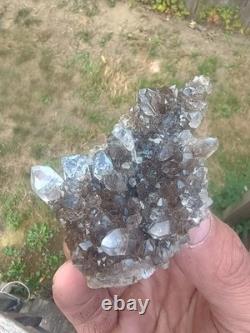 Herkimer ? Perchers On ? Plaque de Druze Fumée (Pièce Rare) Minéralogiste Direct