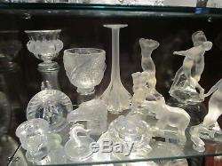 Lalique Crystal Collection De 48 Pièces Et Enseigne De Magasin Ramassage Seulement