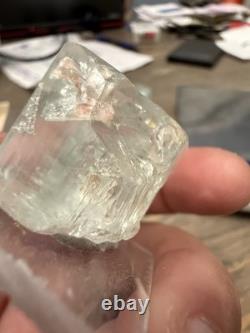 Lot de 3 spécimens de cristaux d'aigue-marine