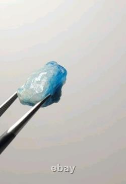 Lot de 4 pièces de cristal d'euclase (20 ct) Lot de 4 pièces de cristal d'euclase (20 ct)