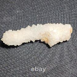 Lot de 7 pièces de cristaux de quartz Améthyste Apophyllite