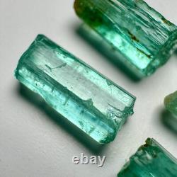 Lot de Cristaux Émeraude Verts Panjshir Top @AFG. 5 Pièces 8,8 Carats