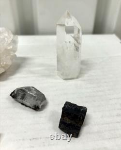 Lot de Cristaux Mixtes 9 Pièces Quartz Fumé Apophyllite Stilbite Point Fantôme Crys