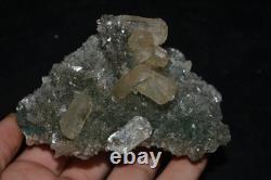 Lot de minéraux en gros de 8 pièces Stilbite sur Heulandite verte (Inde)