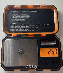 Moldavite 12.5ct Pièce de Manteau Régulière de Besednice Certificat d'Authenticité