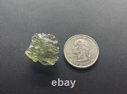 Moldavite 4.21 Gr/21.05ct Tektite De Grade Régulier Petite Pièce