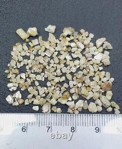 Morceaux bruts de stibiotantalite extrêmement rares d'Afghanistan