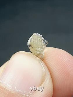 Morceaux bruts de stibiotantalite extrêmement rares d'Afghanistan