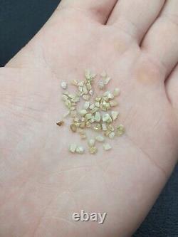 Morceaux bruts de stibiotantalite extrêmement rares d'Afghanistan