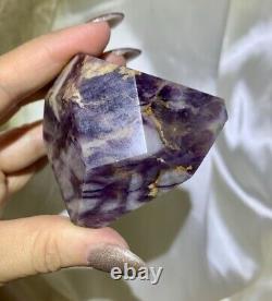 Pièce d'affirmation en cristal poli Kammererite Healer doré très rare