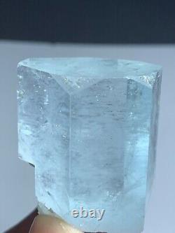 Pièce de cristal d'aigue-marine de 43 grammes provenant du Pakistan