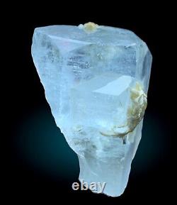 Pièce de cristal d'aigue-marine du Pakistan de 272 carats