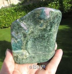 Ruby In Zoisite Poli Pièce Debout Superbe Aaa + Qualité 607g 10.5 X 8.5cms