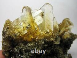 Selenite Twin Golden Translucence Crystals Sur Matrix Du Pérou. Grandes Pièces