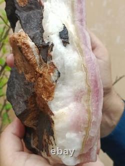 Spécimen minéral massif en aragonite rose naturelle brute de 4 kg rare