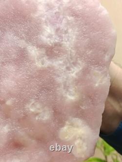 Spécimen minéral massif en aragonite rose naturelle brute de 4 kg rare