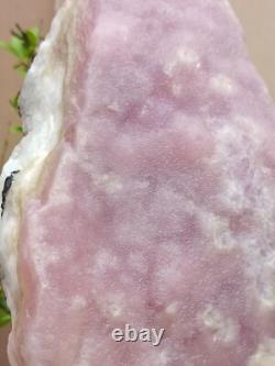 Spécimen minéral massif en aragonite rose naturelle brute de 4 kg rare