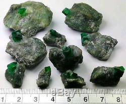 Spécimens De Cristal Émeraudes De 10 Pièces De 302 Carats Provenant De La Mine Swat Au Pakistan