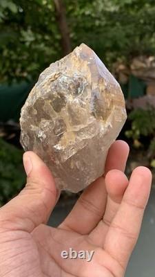 Superbe pièce de cristal de quartz fumé avec terminaison gravée du Pakistan