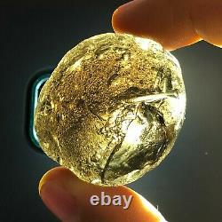 Tektite Colombianite Qualité Haute 1 Piece 44,4 Grammes / 1,56 Oz