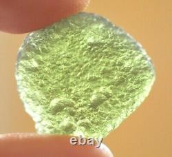 Très Rare Genuine Piece De Moldavite Naturel 2,92 Gm 1,9 X 1,8 Cms Tektite #15