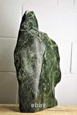 Très grande pièce de design intérieur en cristal de jade néphrite de 25,8 kg